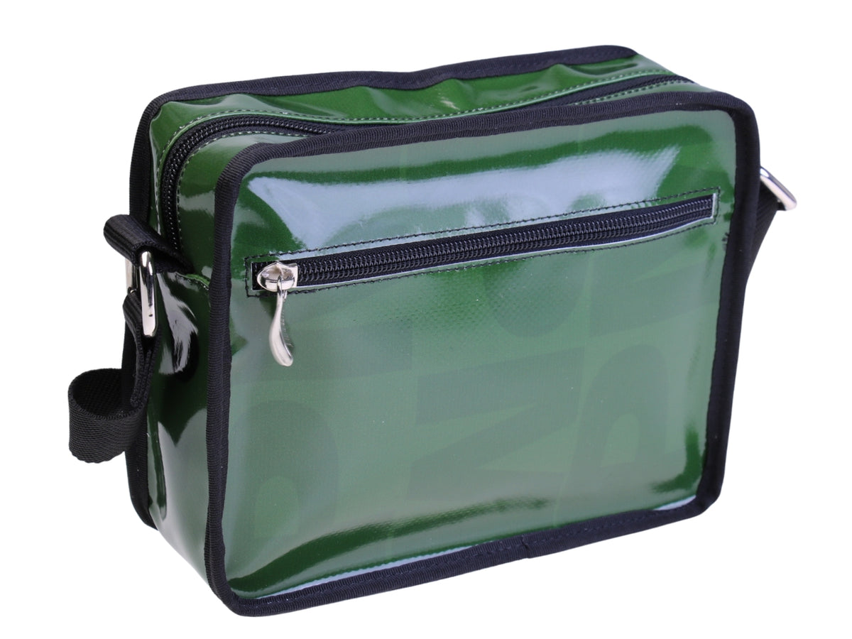 ..DARK GREEN GENDERLESS SHOULDER BAG. MODEL FRIK MADE OF LORRY TARPAULIN.