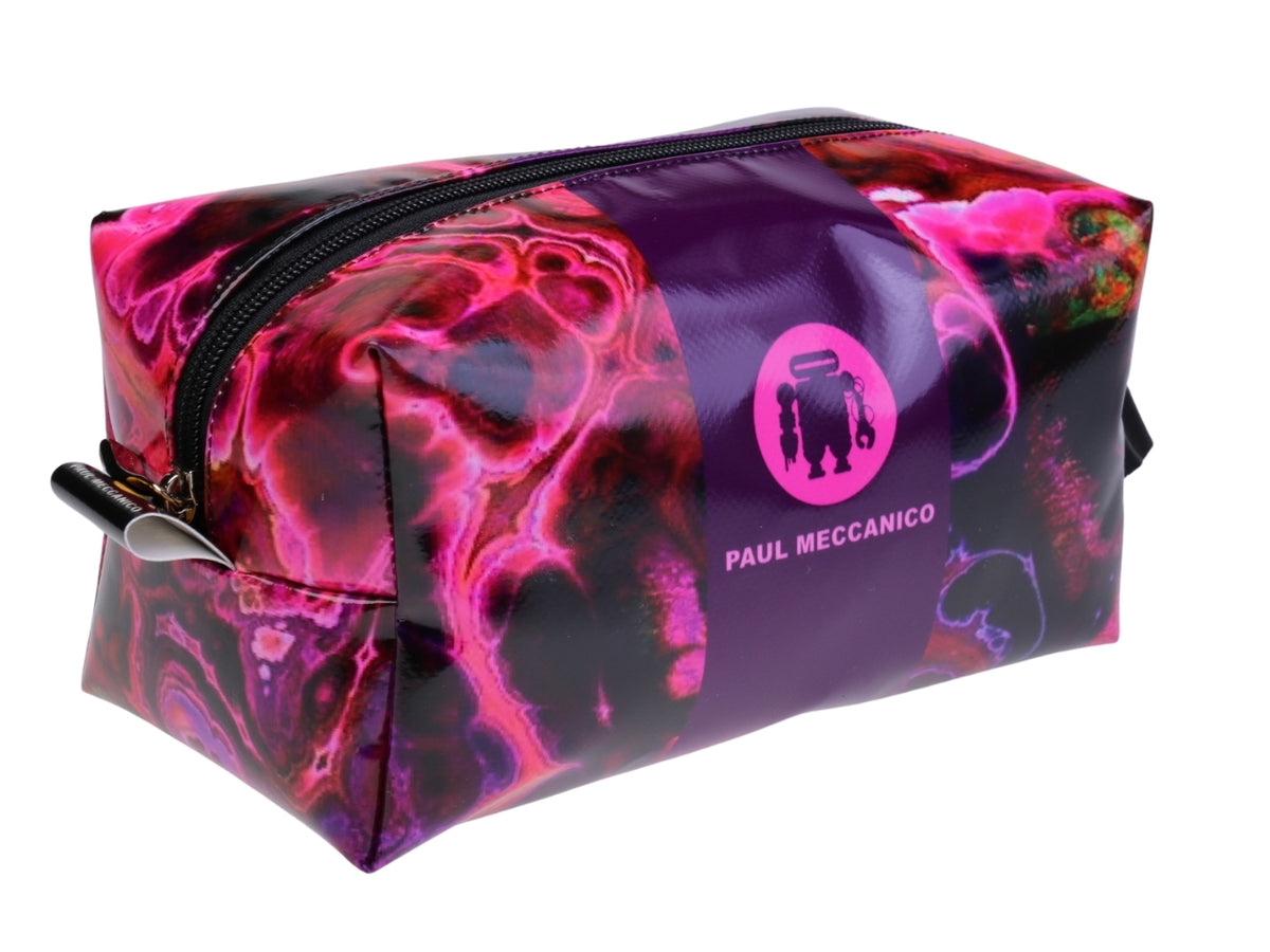 ...VIOLET BEAUTY CASE WITH TIE DYE FANTASY.