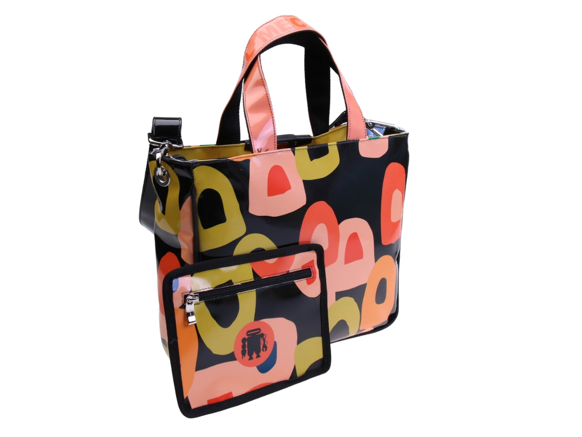 BLACK TOTE BAG WITH ABSTRACT FANTASY. MODEL GLAM MADE OF LORRY TARPAULIN.