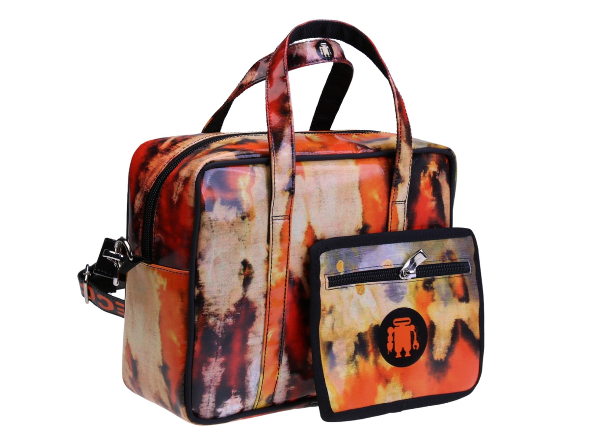 BORSA BAULETTO RETTANGOLARE DA DONNA FANTASIA TIE DYE. MODELLO PINCA REALIZZATO IN TELONE CAMION.