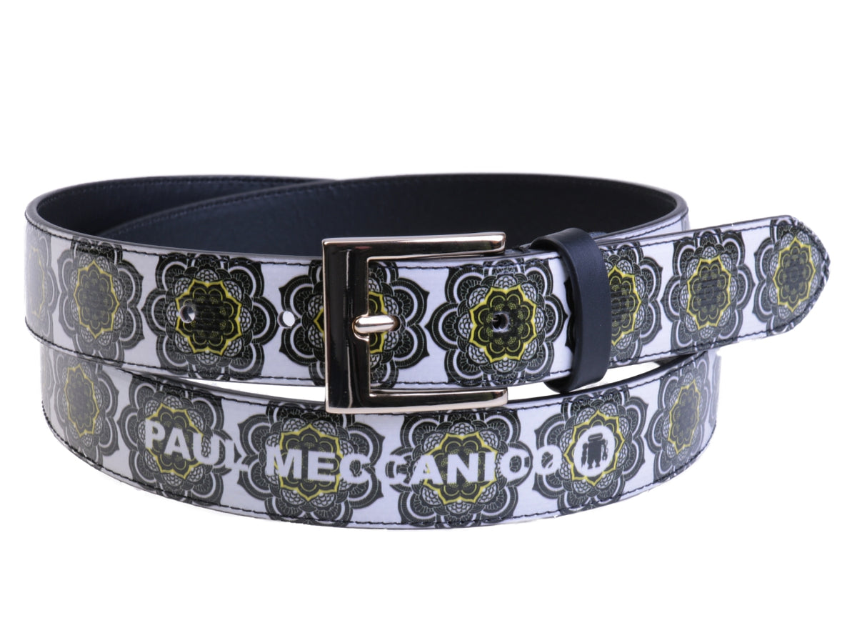 WHITE WOMEN&#39;S BELT WITH MANTRA FANTASY MADE OF LORRY TARPAULIN.