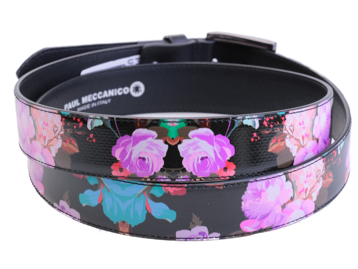 BLACK WOMEN&#39;S BELT WITH FLORAL FANTASY MADE OF LORRY TARPAULIN.