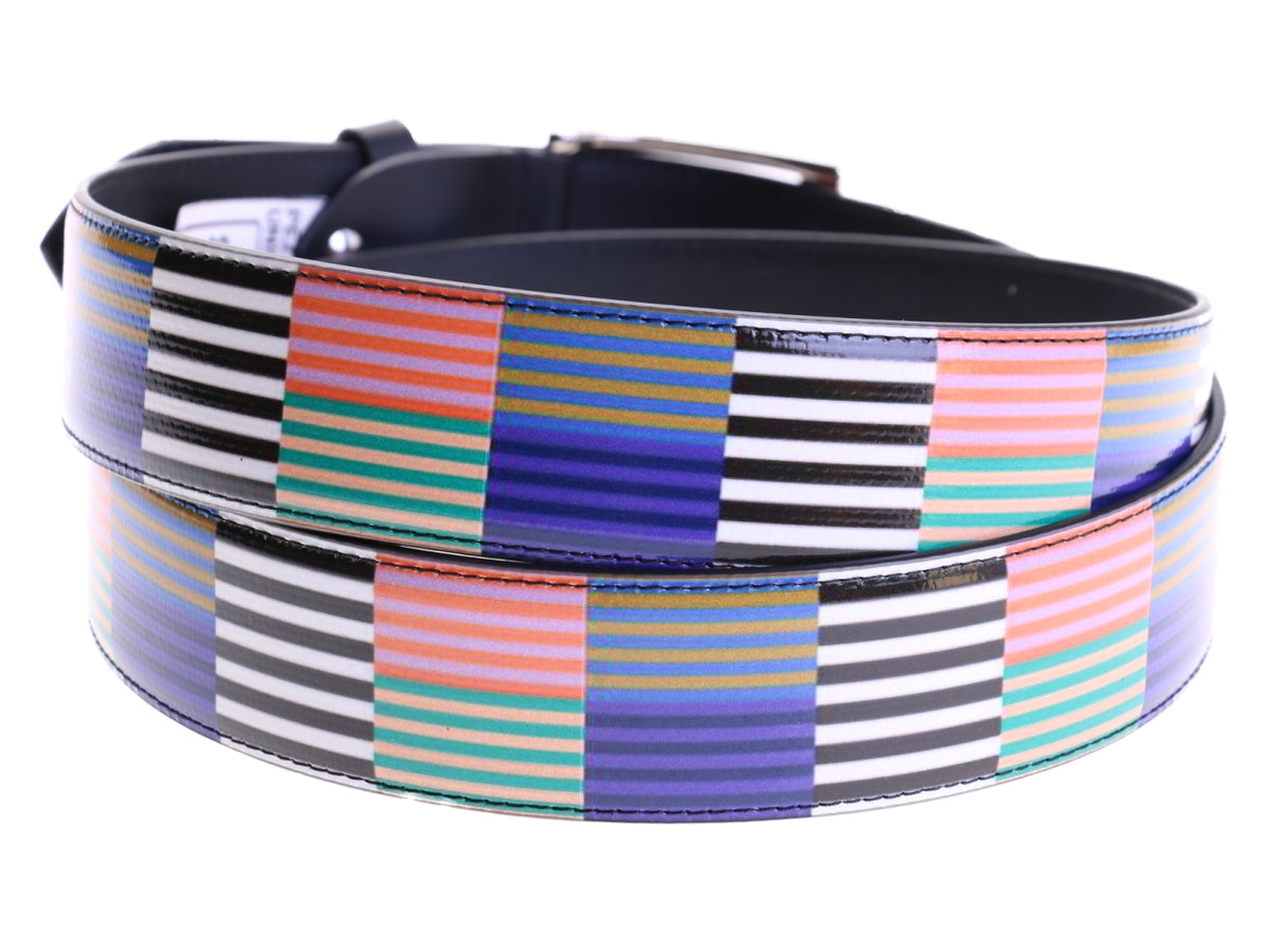 MEN&#39;S BELT WITH MULTICOLOR STRIPED MADE OF LORRY TARPAULIN.
