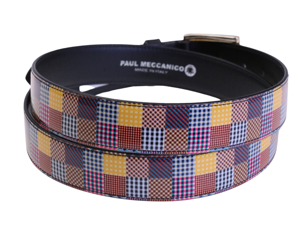 .WOMEN&#39;S BELT WITH GEOMETRIC CHESS FANTASY MADE OF LORRY TARPAULIN.