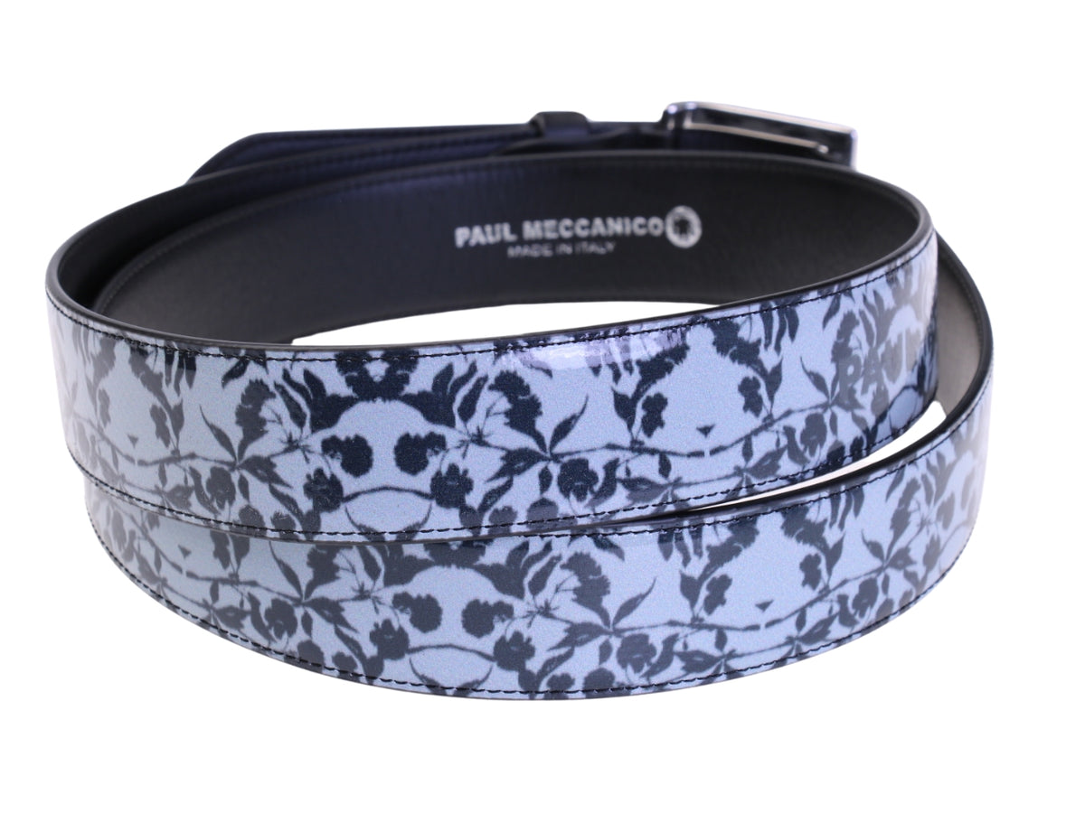 .GREY MEN&#39;S BELT WITH FLORAL FANTASY MADE OF LORRY TARPAULIN.