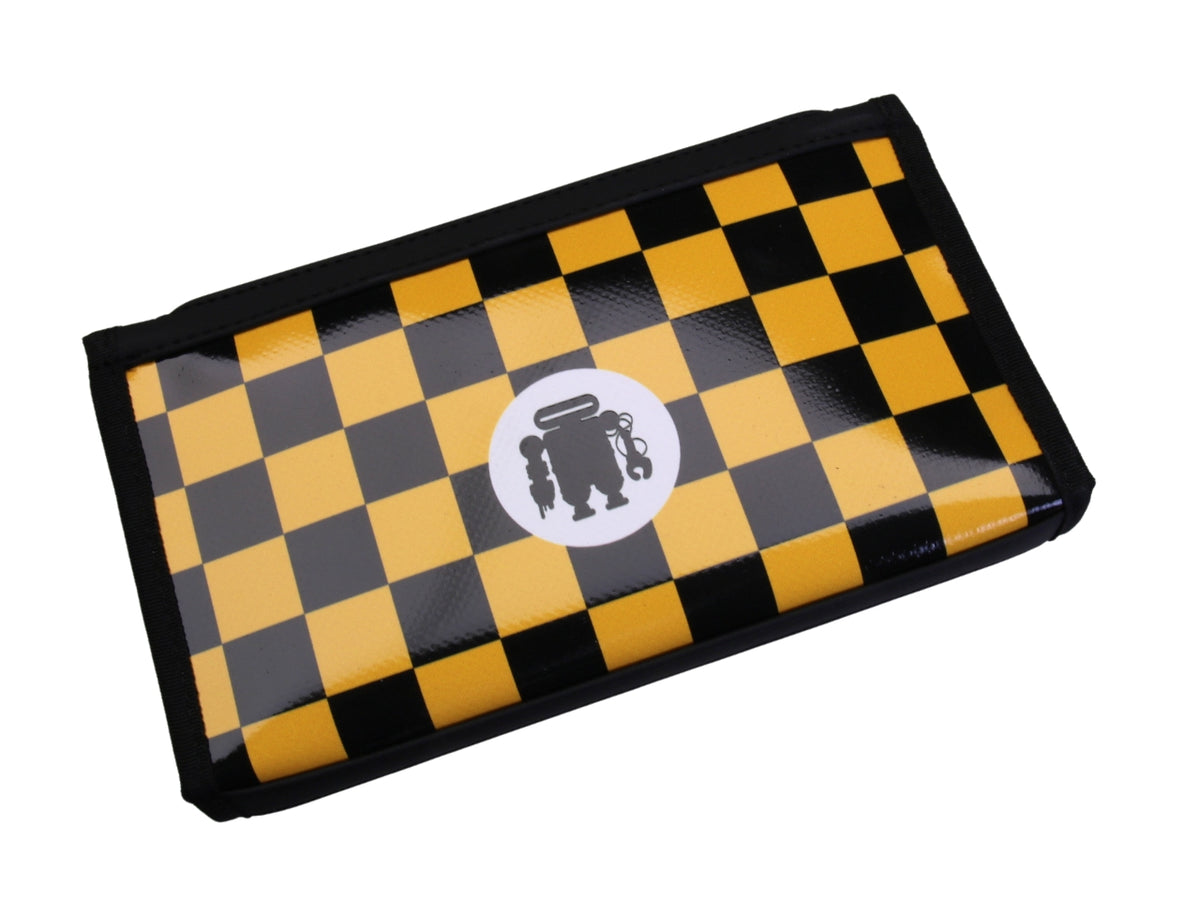 LARGE WOMEN&#39;S WALLET BLACK AND YELLOW COLOURS WITH CHESS FANTASY. MODEL PIT MADE OF LORRY TARPAULIN.