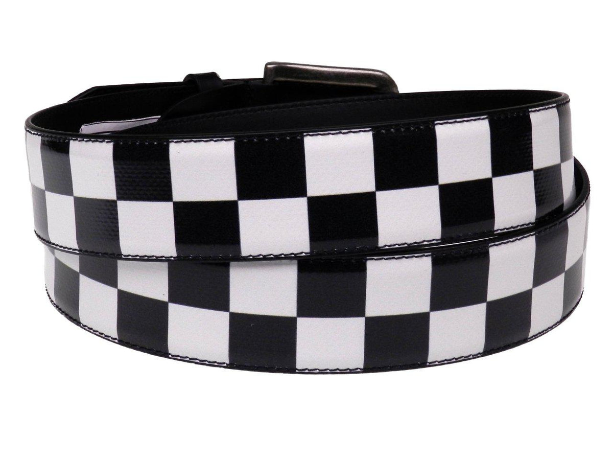 MAN&#39;S BELT BLACK AND WHITE COLOURS CHESS PATTERN MADE OF LORRY TARPAULIN. - Unique Pieces Paul Meccanico