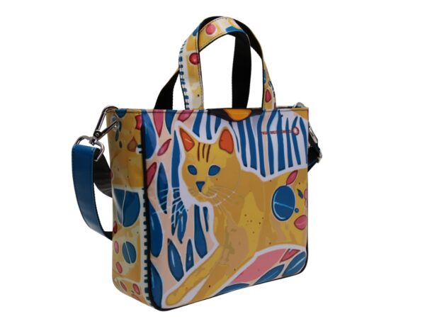 TOTE BAG CAPSULE "POP TROPICAL". MODEL GLAM MADE OF LORRY TARPAULIN. - Image 2