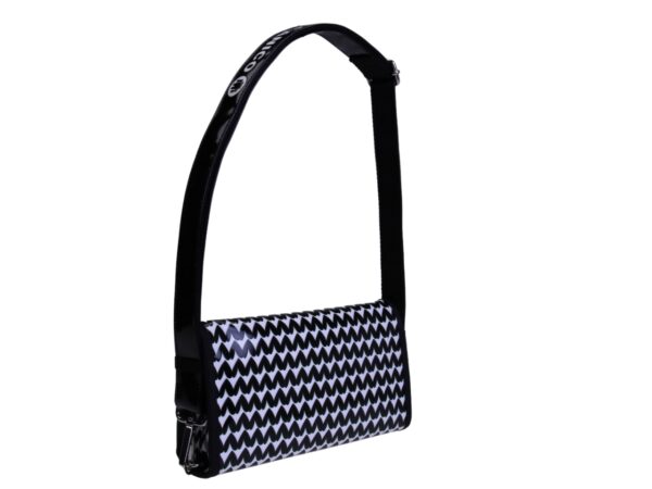 BLACK & WHITE CLUTCH BAG WITH "HEARTS". MODEL CANDY MADE OF LORRY TARPAULIN. - Image 2