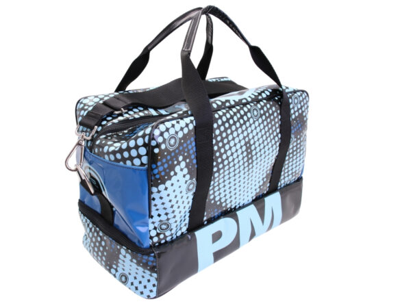 LIGHT BLUE HAND LUGGAGE BAG 40 X 20 X 25 CM. "TECNO STYLE". MODEL FLYME MADE OF LORRY TARPAULIN. - Image 5