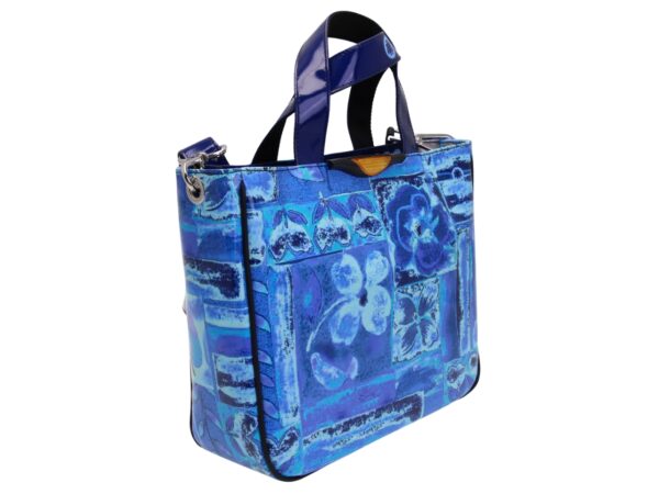 LIGHT BLUE TOTE BAG WITH FLORAL FANTASY. MODEL GLAM MADE OF LORRY TARPAULIN. - Image 2