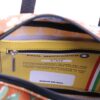 BORSA DA DONNA RETTANGOLARE MARRONE CON FANTASIA FLOREALE. MODELLO PINCA IN PELLE SINTETICA MARTELLATA. - immagine 4