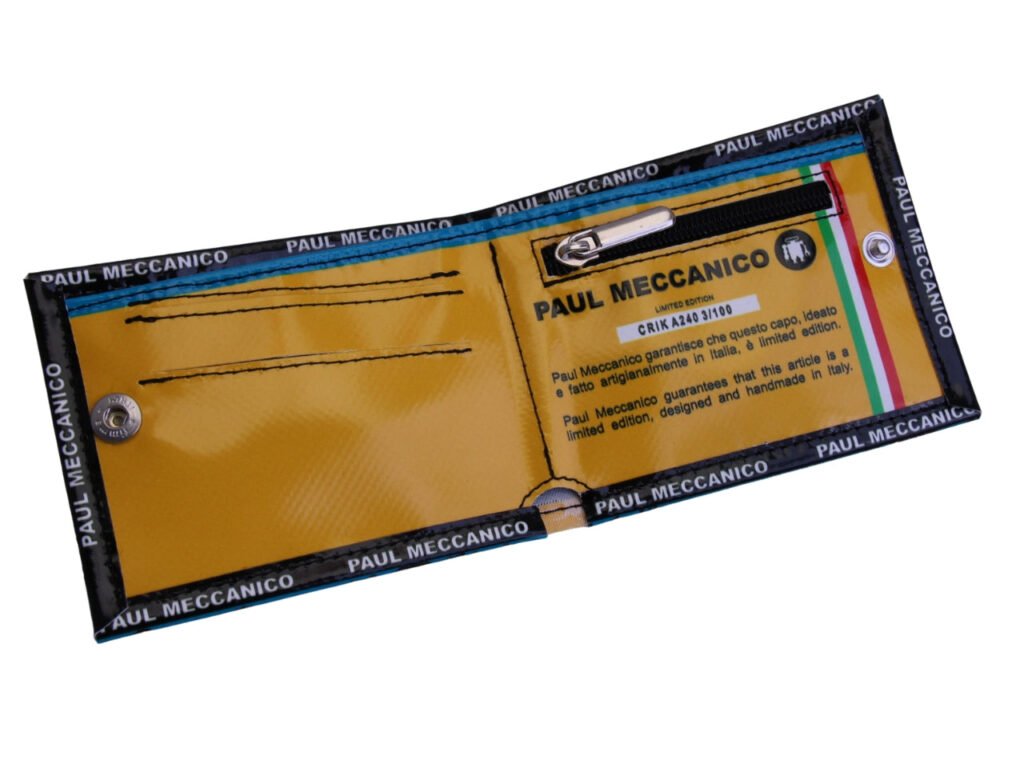 PORTAFOGLIO DA UOMO TURCHESE CON FANTASIA PAISLEY. MODELLO CRIK REALIZZATO IN TELONE DI CAMION.