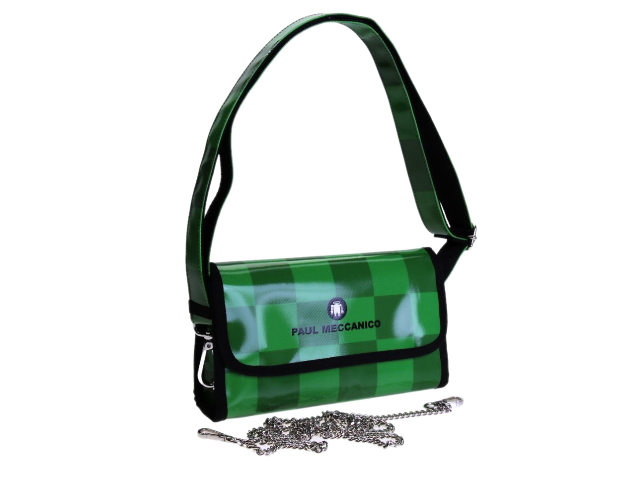 ...POCHETTE FANTASIA SCACCHI. MODELLO DI CARAMELLA REALIZZATO CON TELONI DI CAMION.