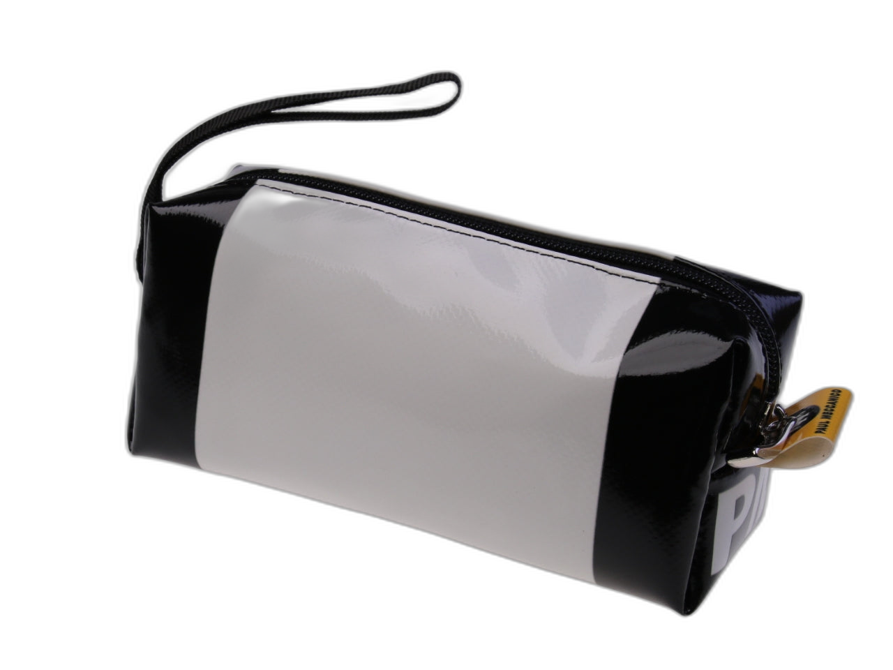 ...ASTUCCIO PER MATITE IN BIANCO E NERO.