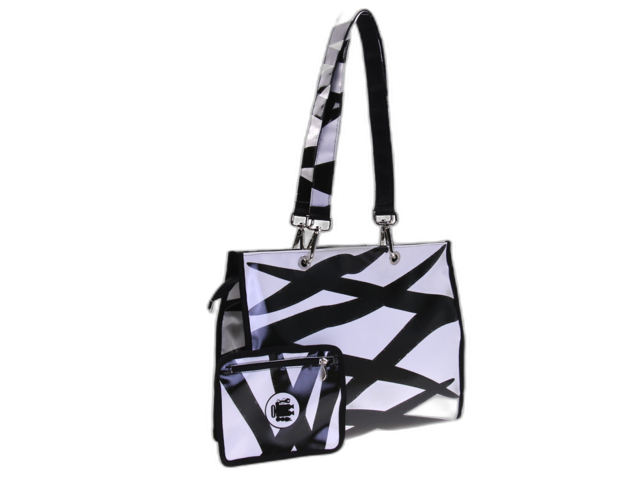 BORSA SHOPPER IN BIANCO E NERO. MODELLO PEPE REALIZZATO CON TELONI DI CAMION.