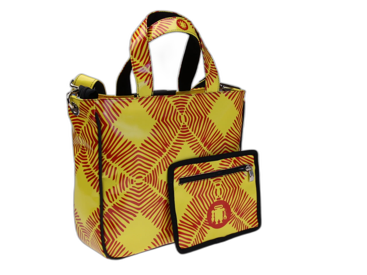 ....BORSA TOTE GIALLA. MODELLO GLAM REALIZZATO CON TELONI DI CAMION.