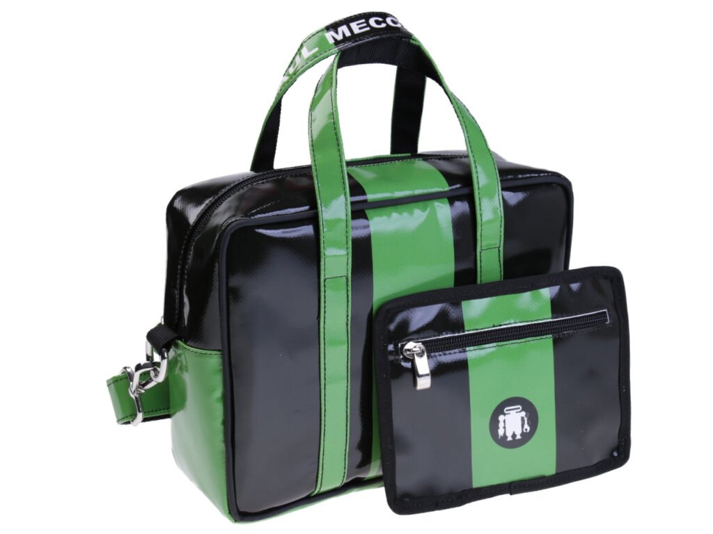 BORSA RETTANGOLARE DA DONNA NEI COLORI NERO E VERDE SCURO. MODELLO PINCA IN TELONE DA CAMION.