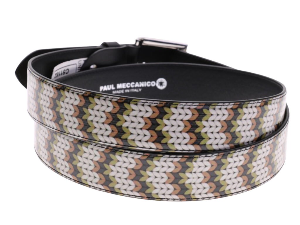 .CINTURA DA UOMO CON FANTASIA GIAPPONESE REALIZZATA CON TELONI DI CAMION.