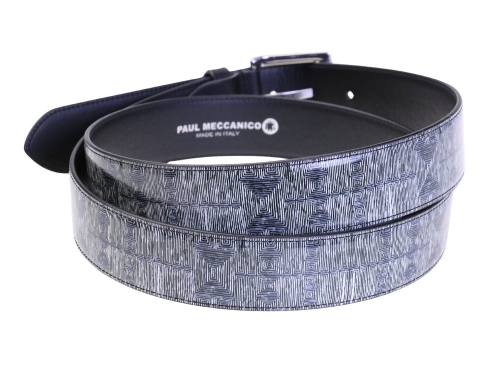.CINTURA NERA DA UOMO CON STILE "CUORI GEOMETRICI" REALIZZATA IN TELONE DI CAMION.