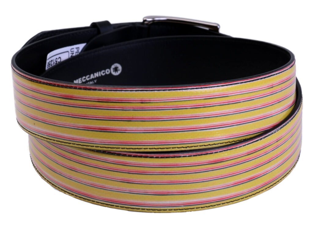 CINTURA DA UOMO IN SENAPE REALIZZATA CON TELONI DI CAMION.