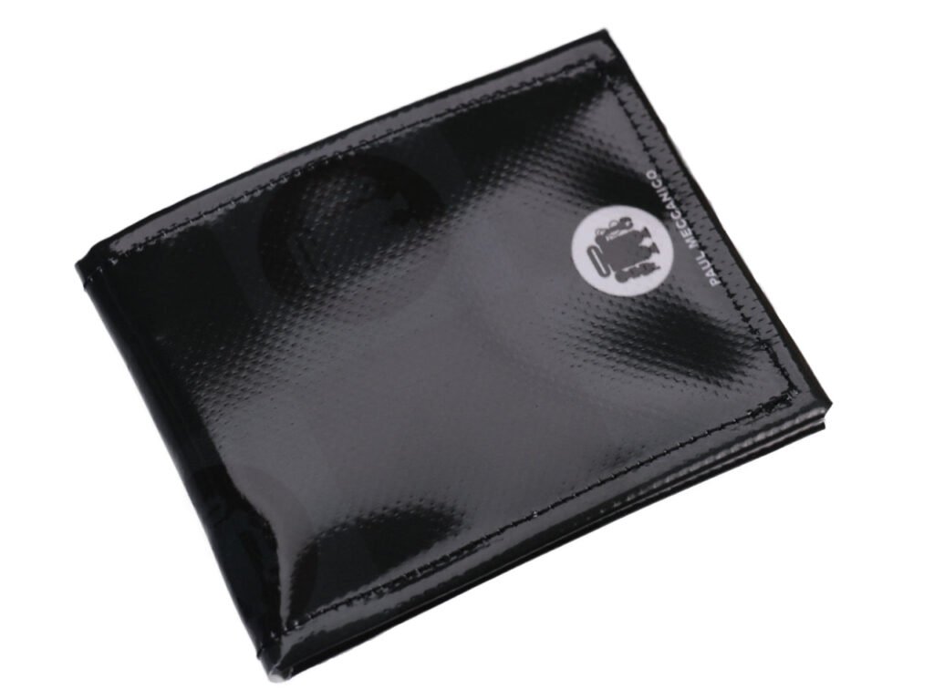 PORTAFOGLIO DA UOMO VERDE SCURO CON FANTASIA A SCACCHI. MODELLO CRIK REALIZZATO CON TELONI DI CAMION. - Edizione limitata Paul Meccanico