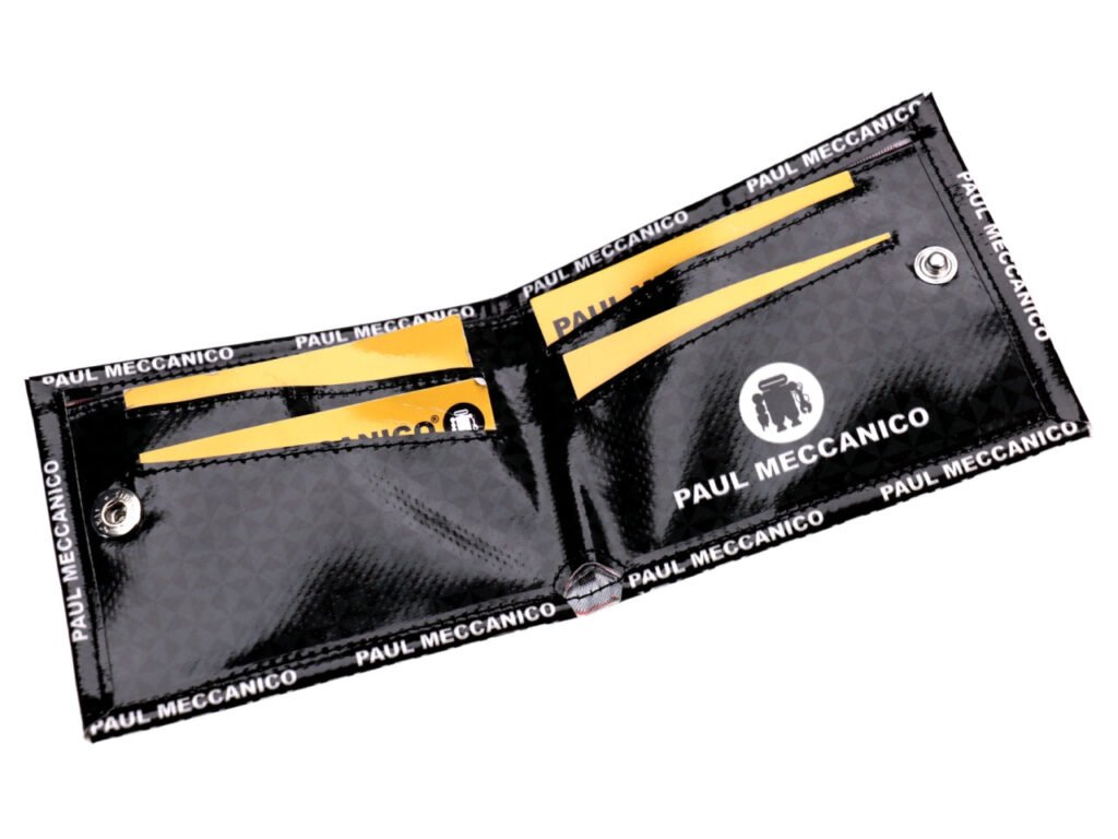 PORTAFOGLIO DA UOMO IN BIANCO E NERO A FANTASIA GEOMETRICA. MODELLO CRIK REALIZZATO CON TELONI DI CAMION. - Edizione limitata Paul Meccanico