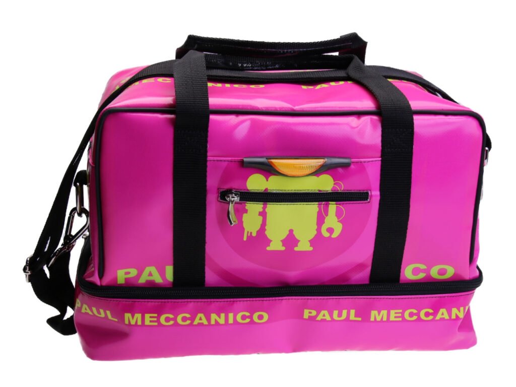 BORSA A MANO FUCSIA 40 X 20 X 25 CM. MODELLO FLYME IN TELONE DA CAMION.