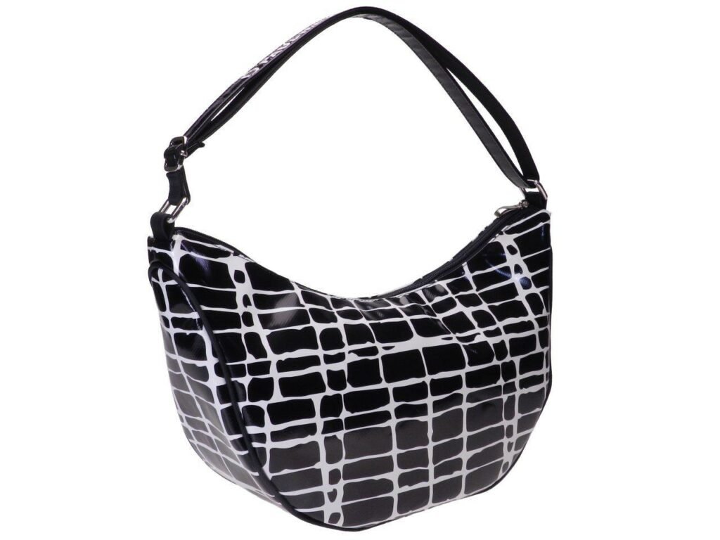 BORSA A MEZZALUNA FANTASIA IN BIANCO E NERO. MODELLO SPACCATO REALIZZATO CON TELONI DI CAMION. - Edizione limitata Paul Meccanico