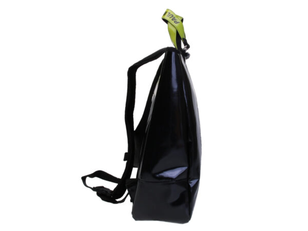 2 IN 1 BRIEFCASE AND BACKPACK IN BLACK AND FLUORESCENT GREEN. MODEL HYBRID MADE OF LORRY TARPAULIN.