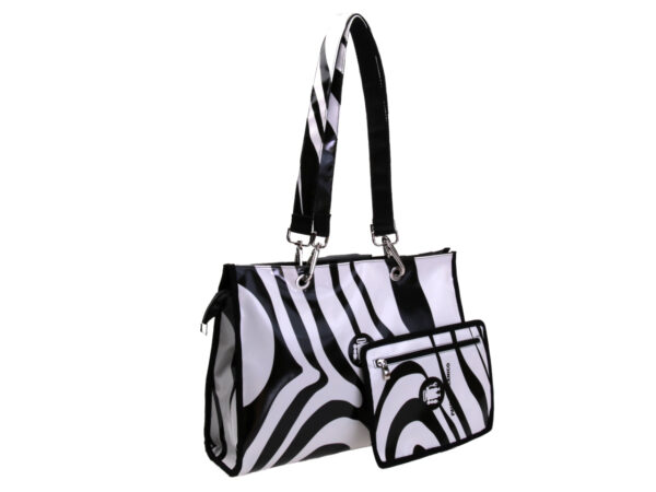 BLACK AND WHITE SHOPPER BAG. MODEL PEPE MADE OF LORRY TARPAULIN.