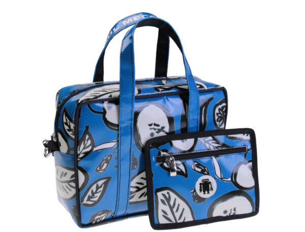 LIGHT BLUE RECTANGULAR WOMEN'S BAG WITH FLORAL FANTASY. MODEL PINCA MADE OF LORRY TARPAULIN.