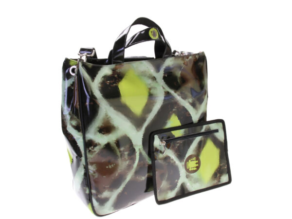 GREEN MAXI TOTE BAG WITH AFRO FANTASY. MODEL AIRSTONE MADE OF LORRY TARPAULIN.