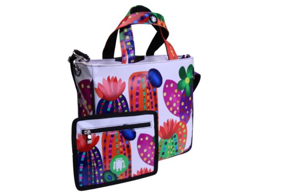 WHITE TOTE BAG "CACTUS". MODEL GLAM MADE OF LORRY TARPAULIN.