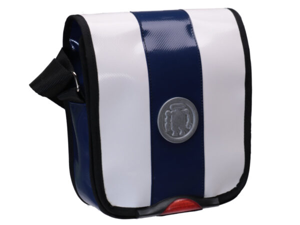 CROSSBODY BAG WHITE BLUE WITH METALLIC LOGO. MODEL MIPOK MADE OF LORRY TARPAULIN. - Unique Pieces Paul Meccanico