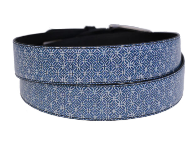 MEN'S BELT LIGHT BLUE MAJOLICA FANTASY MADE OF LORRY TARPAULIN. - Unique Pieces Paul Meccanico