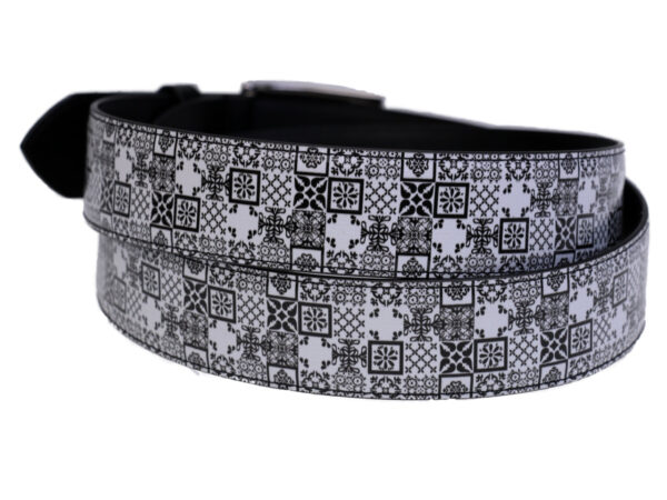 MEN'S BELT BLACK AND WHITE MAJOLICA FANTASY MADE OF LORRY TARPAULIN. - Unique Pieces Paul Meccanico