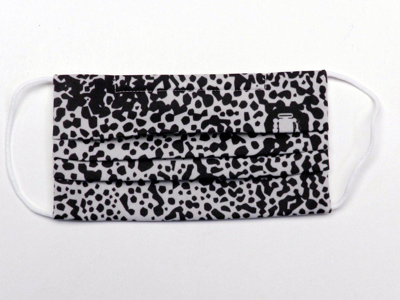 REUSABLE MASK BLACK AND GREY COLOURS ANIMALIER FANTASY WITH 3 FILTERS INCLUDED. - Paul Meccanico