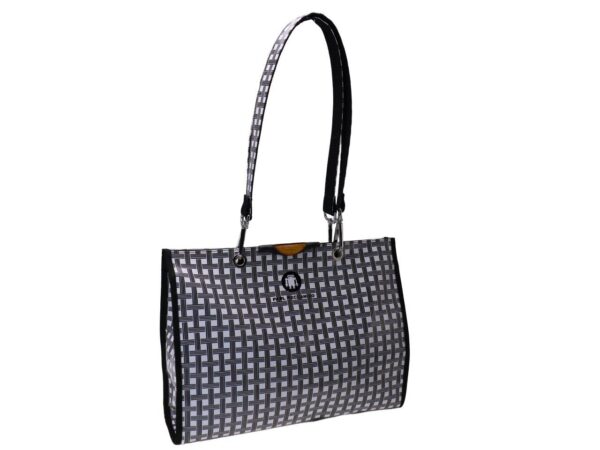 SHOPPER BAG BLACK AND WHITE COLOURS GEOMETRIC FANTASY. PEPE MODEL MADE OF LORRY TARPAULIN. - Unique Pieces Paul Meccanico