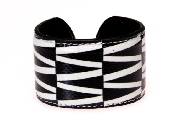 WOMAN BRACELET BLACK AND WHITE GEOMETRIC FANTASY. - Limited Edition Paul Meccanico